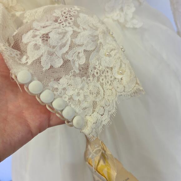 Vintage 60s 70s Wedding Dress Size 12 S M NWT White Lace Train Pleats Chiffon - Picture 11 of 16